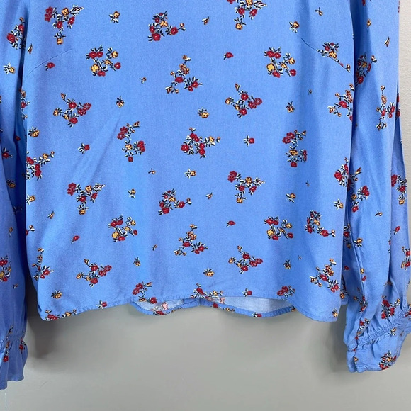 H&M Floral Patterned Viscose Button Back Blouse Corleone Blue Round Neck Size  2 - Picture 6 of 13